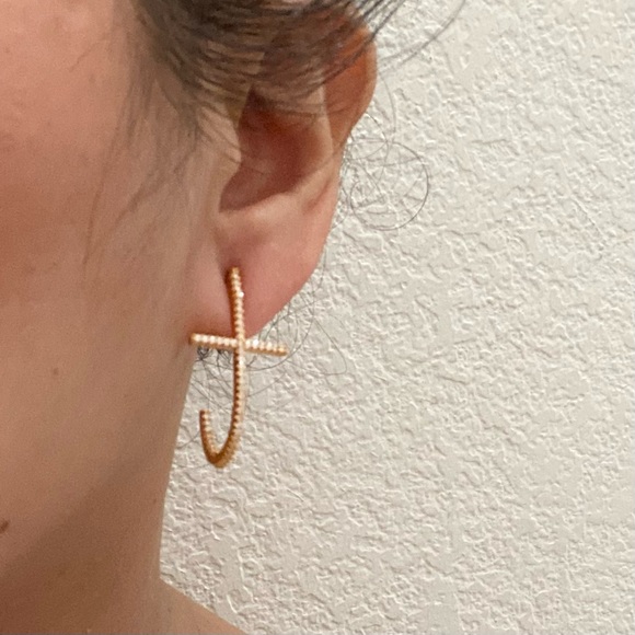 Cristallo Cubic Zirconia Gold tone Cross Post Earrings - Picture 2 of 11